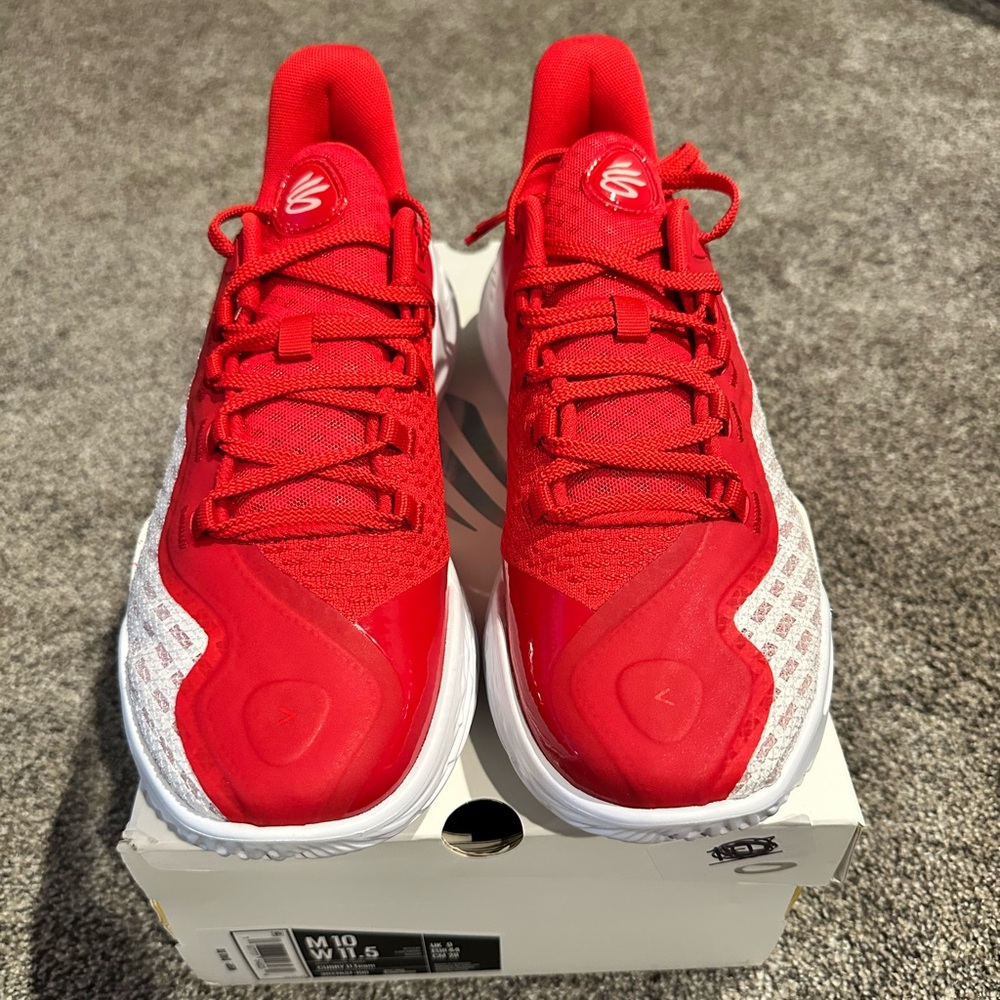 Unisex Curry 11 Team Basketball Shoes - M10/W11.5 - New In Box - Picture 2 of 6